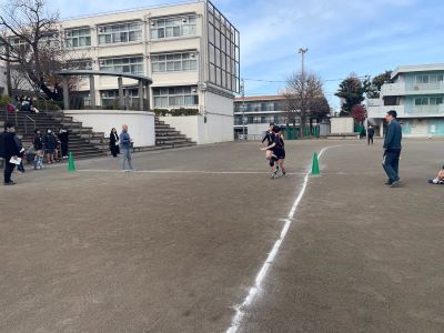 女バレ駅伝